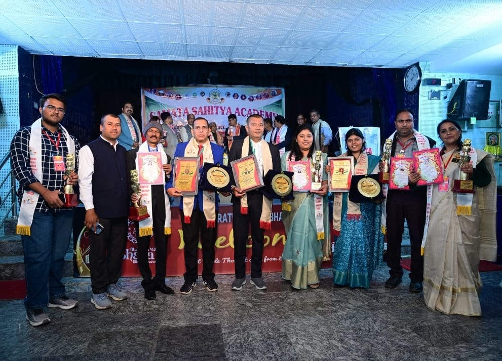 डॉ. शरद चोपकर को लाइफटाइम अचिवमेंट अंतरराष्ट्रीय अवार्ड