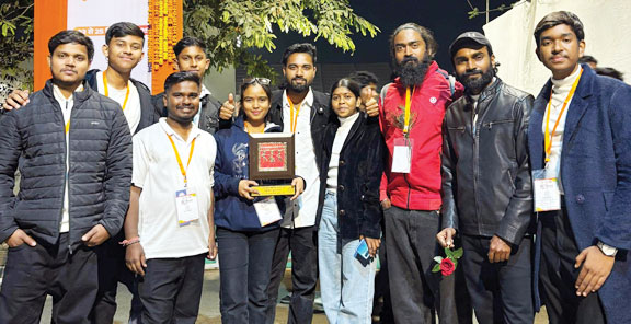 राज्य युवा उत्सव: सरगुजा के ‘इकतारा द फ्यूजऩ बैंड’  का दूसरा स्थान