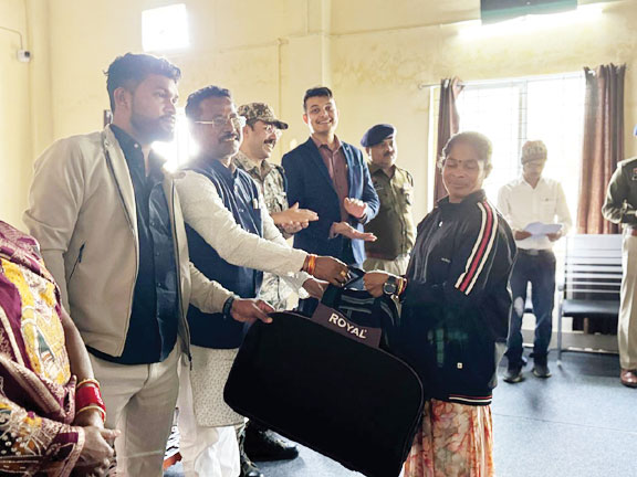 टूल किट से बनेंगे आत्मनिर्भर- विधायक