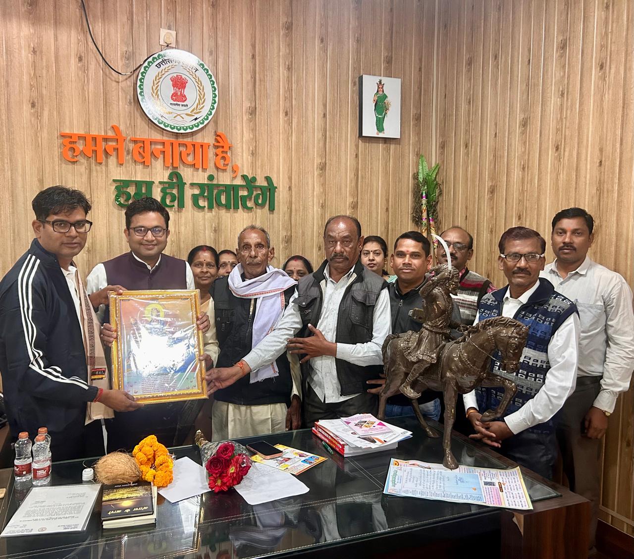 वित्त मंत्री को देवांगन समाज ने किया आमंत्रित