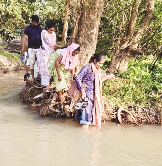 नदी-नाले पार कर रोकी गई 12 साल की बालिका की शादी