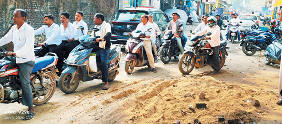 एसडीएम कार्यालय मार्ग बना जाम का स्थायी ठिकाना