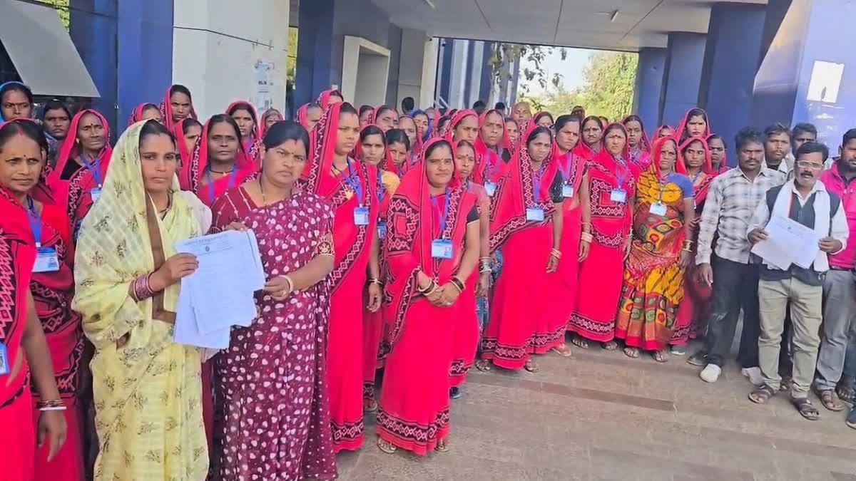 अवैध शराब के खिलाफ महिलाओं ने खोला मोर्चा, कलेक्टर से की शिकायत, आंदोलन की चेतावनी