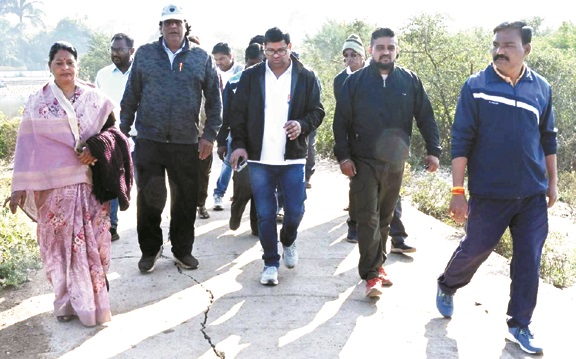 रामनगर मुक्तिधाम तालाब का होगा सौंदर्यीकरण-आयुक्त