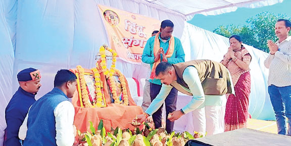 परपा में हिंदू सम्मेलन का आयोजन