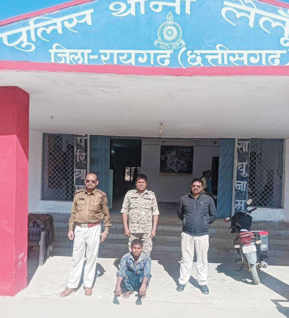 मुर्गा बनाने को लेकर पत्नी से  मारपीट, गला घोंटकर हत्या