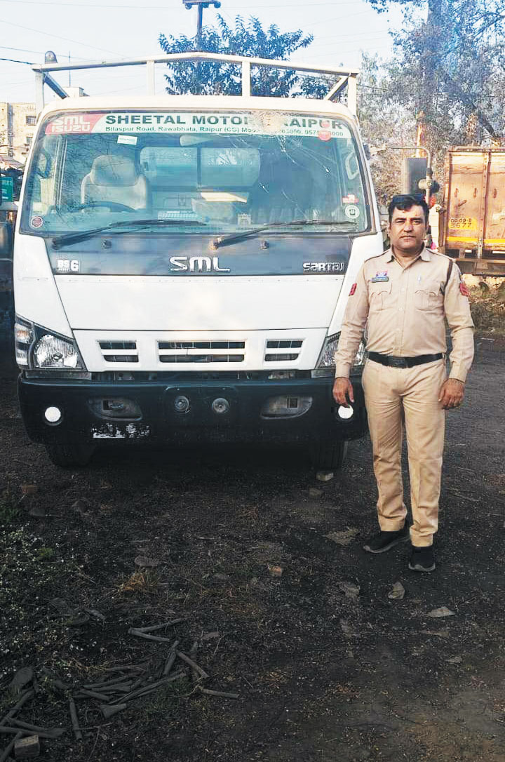  अवैध धान परिवहन, 80 बोरी धान जब्त