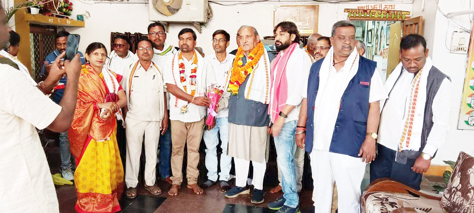 गिरधारी पुन: ब्लॉक कांग्रेस नवापारा ग्रामीण अध्यक्ष