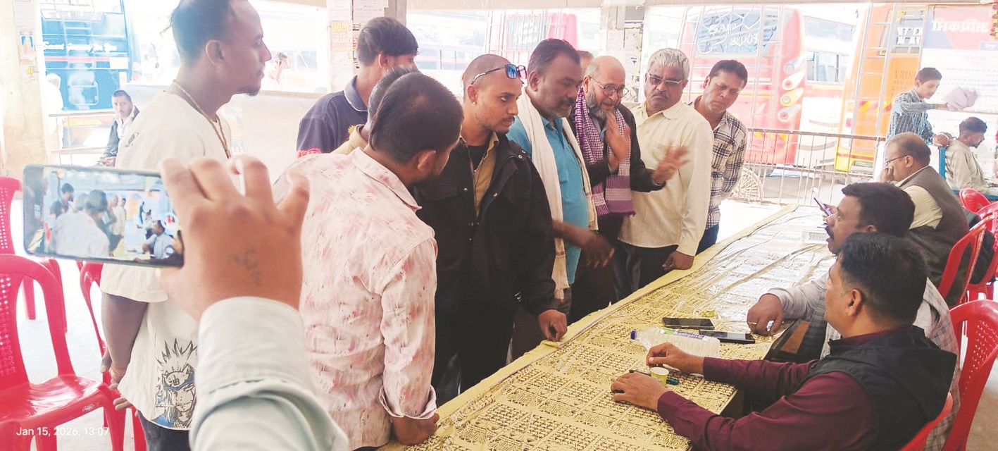 सडक़ सुरक्षा माह : बड़ी संख्या में जनता व विद्यार्थियों के लर्निंग लाइसेंस बनाए गए