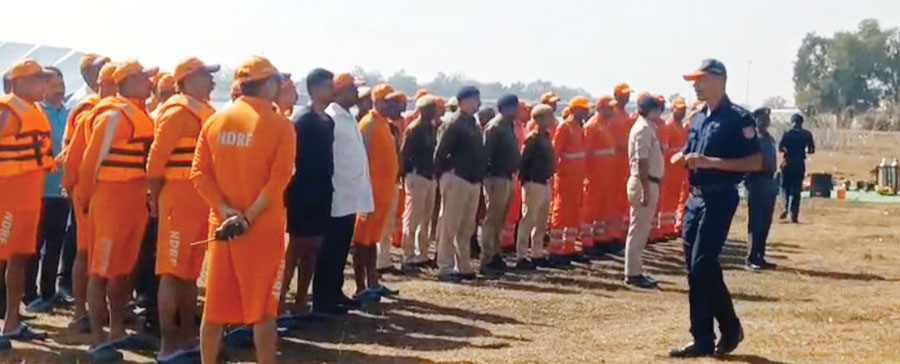 घुनघुटा बांध में बाढ़ आपदा से निपटने मॉक ड्रिल