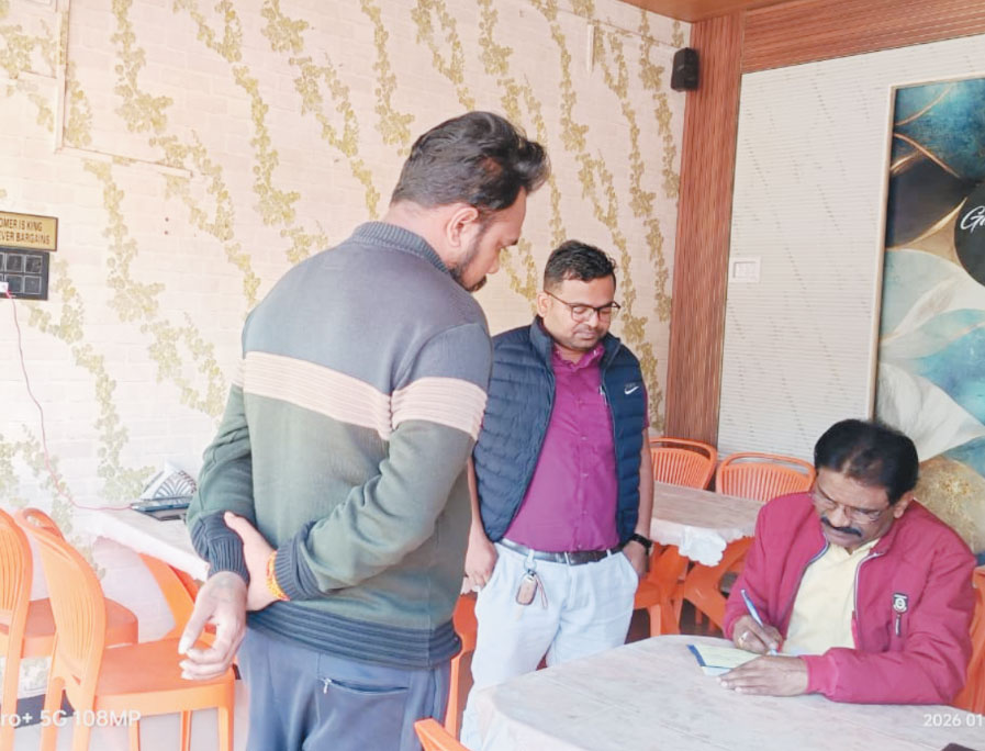 कचरा पृथक्कीकरण नियमों की अनदेखी, दुकान पर जुर्माना