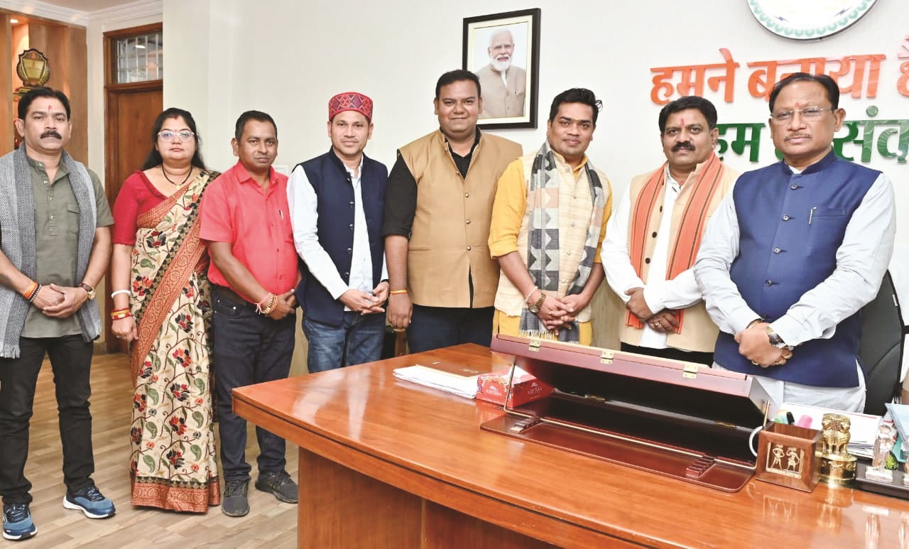 सीएम साय से मिले प्रेस क्लब के नए पदाधिकारी