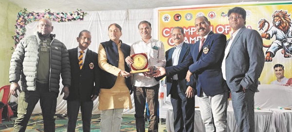 जीवन में परिस्थितियां कितनी भी प्रतिकूल हो, खिलाड़ी कभी हार नहीं मानता-मधुसूदन