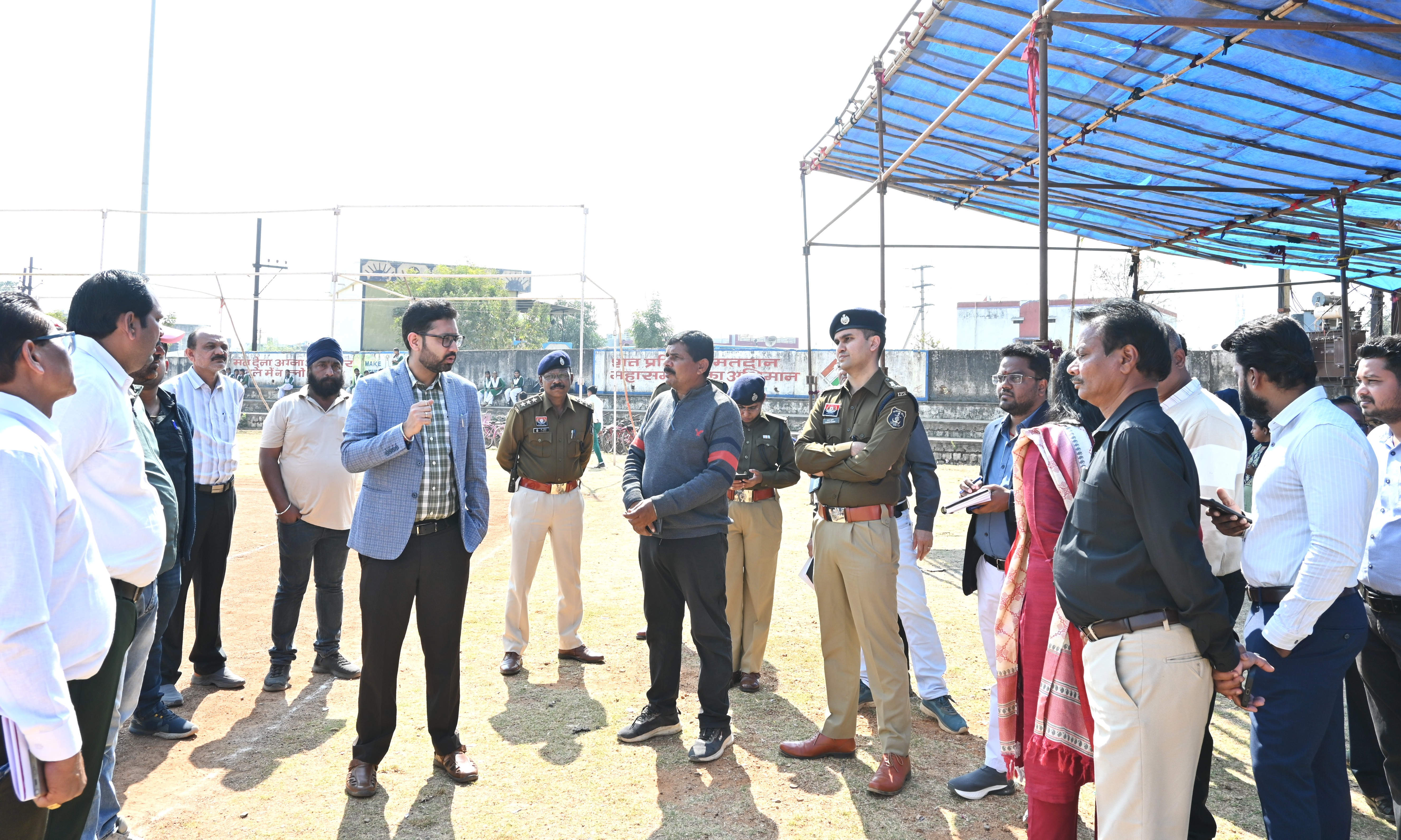 कलेक्टर-एसपी ने गणतंत्र दिवस की  तैयारियों का लिया जायजा