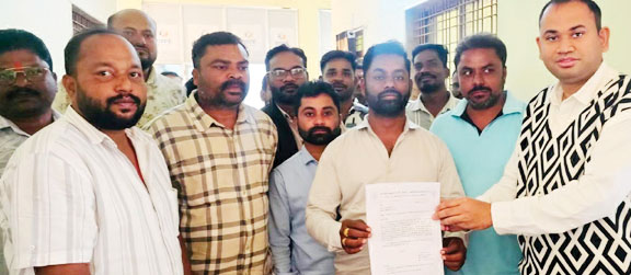 मसोरा टोल प्लाजा पर स्थानीय वाहनों को छूट देने की मांग, भाजयुमो ने सौंपा ज्ञापन