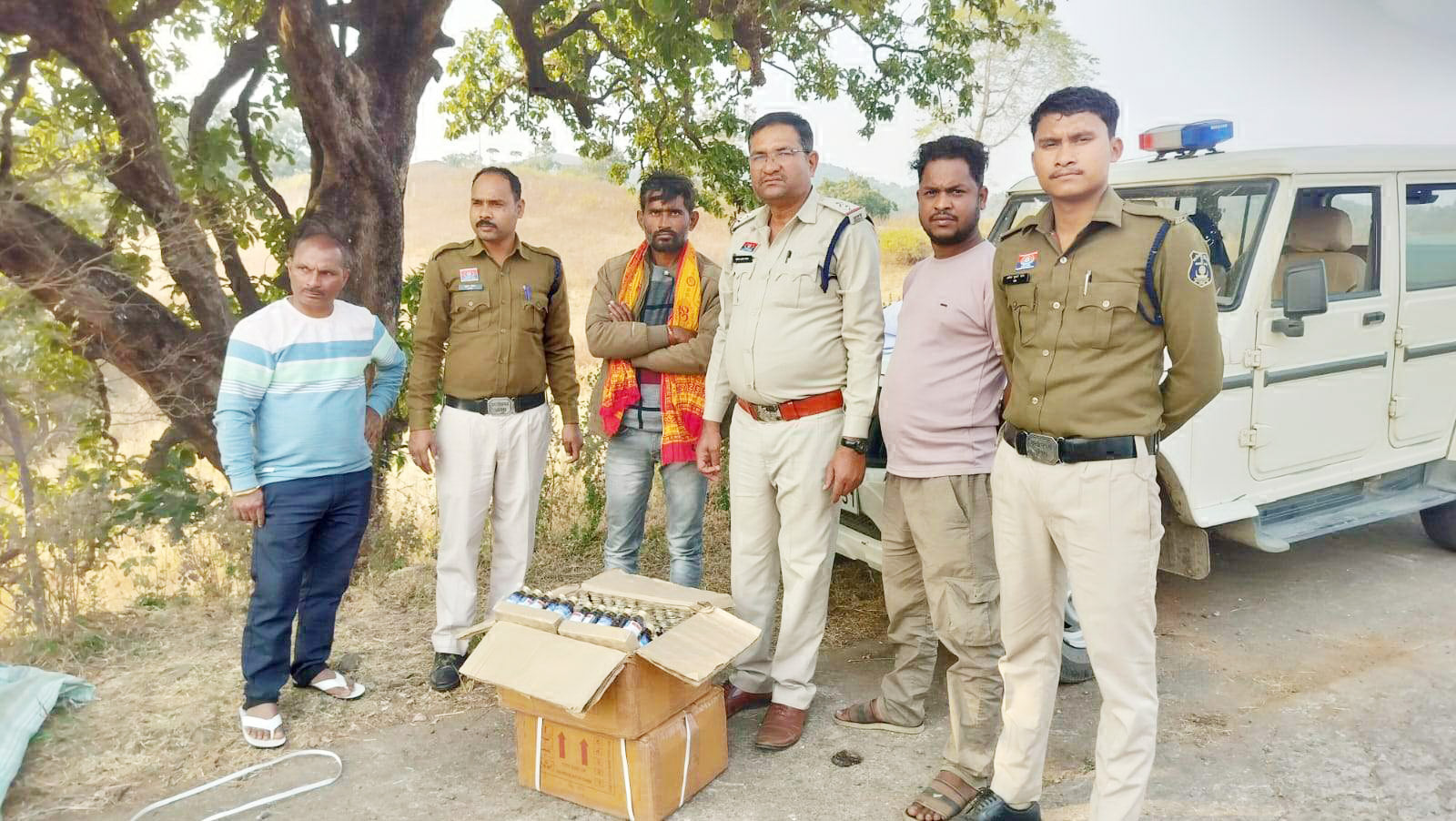 नशीली कफ सिरप की अवैध बिक्री, 640 शीशी जब्त, एक आरोपी गिरफ्तार