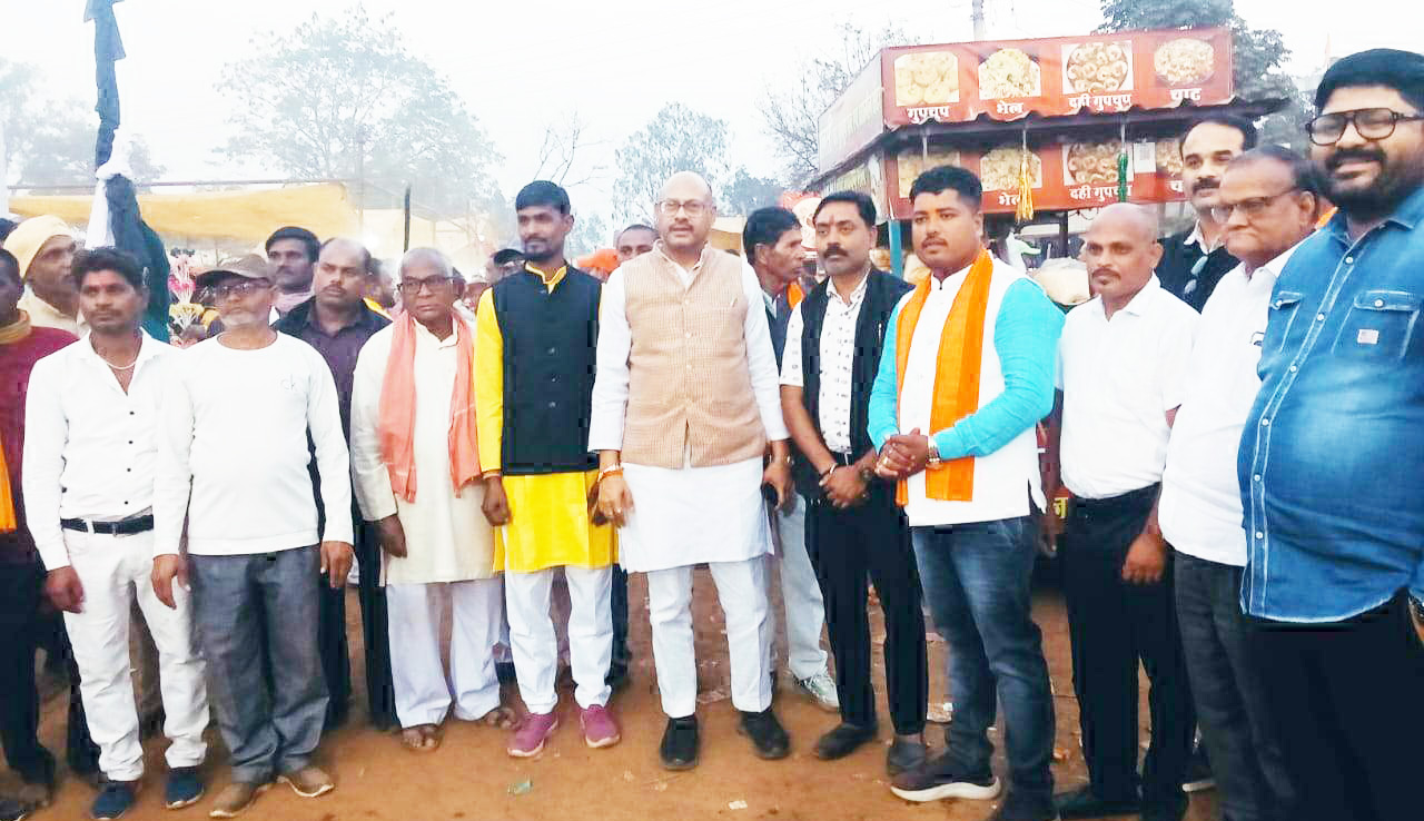 सांकरा में मड़ई मेला