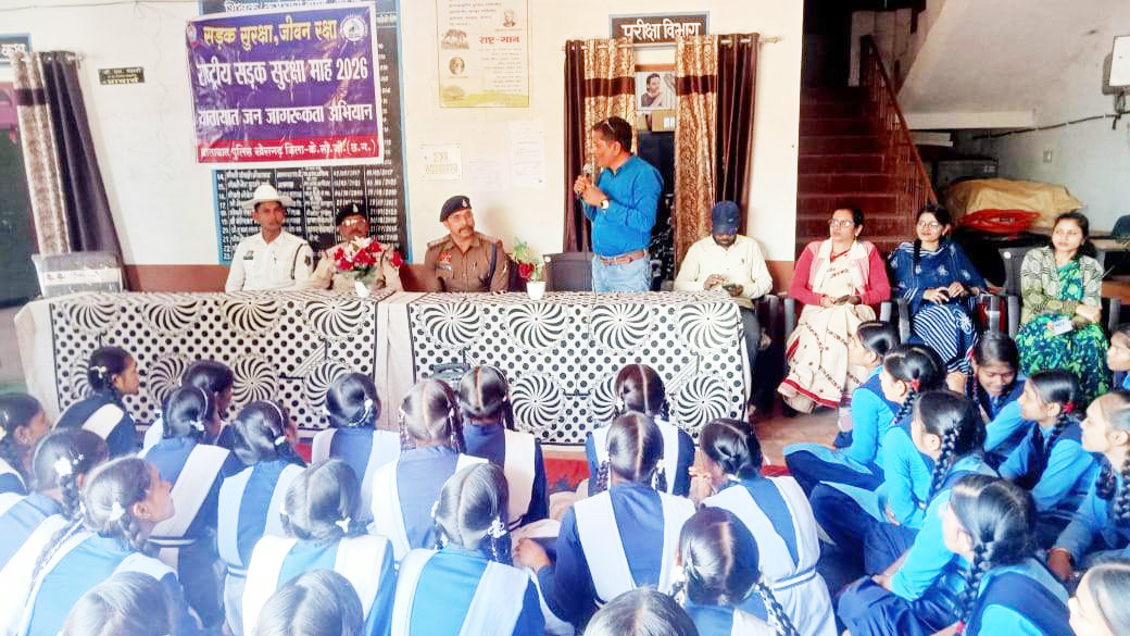 पुलिस ने शिविर लगाकर चालकों-परिचालकों को किया जागरूक