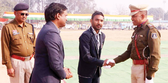 गणतंत्र दिवस समारोह का फुल ड्रेस रिहर्सल, सांसद चिंतामणी महाराज करेंगे ध्वजारोहण