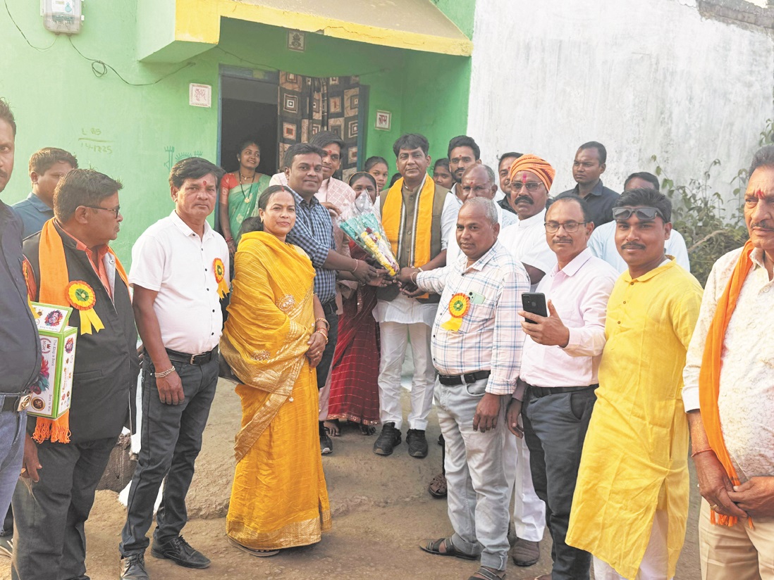 गुहा निषाद जयंती व मड़ई मेला में शामिल हुए विधायक