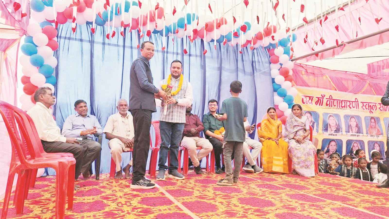 संस्कार शिशु मंदिर वार्षिकोत्सव में शामिल हुए इंजी देवांगन