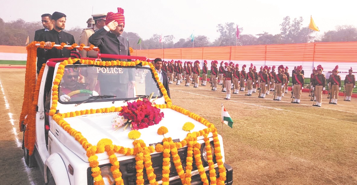 हर्षोल्लास के साथ मना गणतंत्र दिवस समारोह