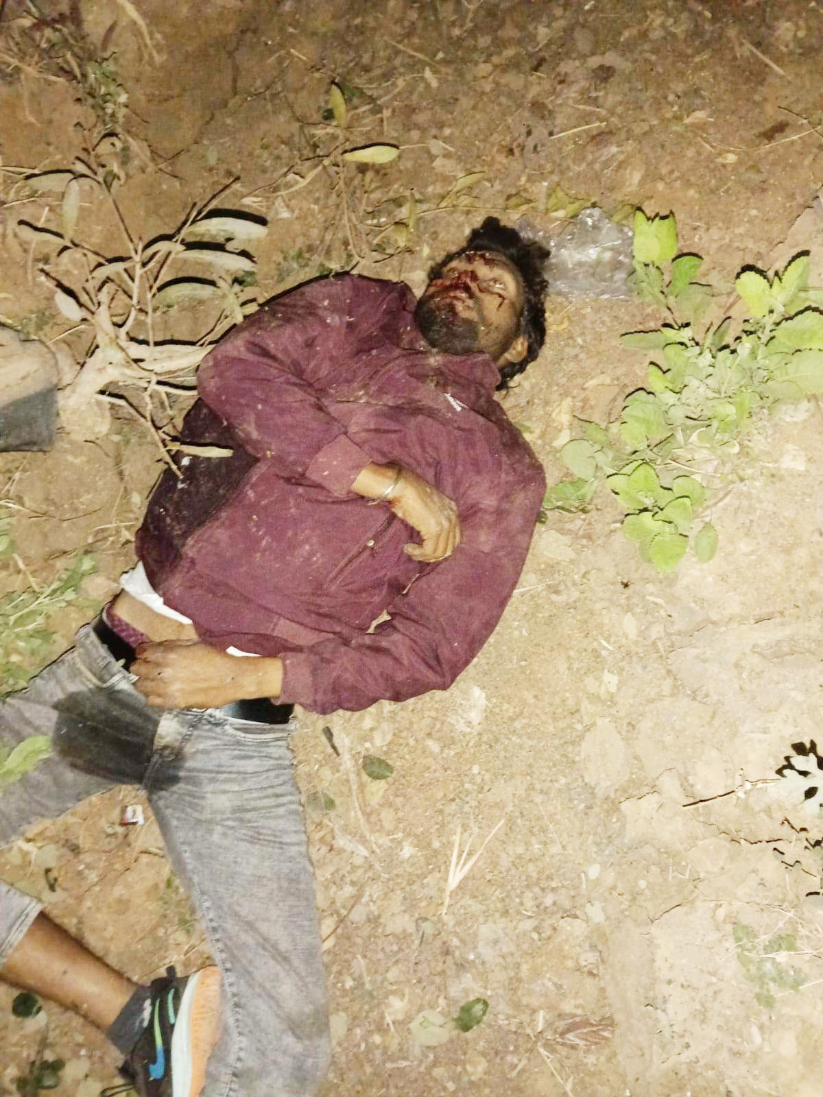 वाहन की ठोकर से युवक की मौत