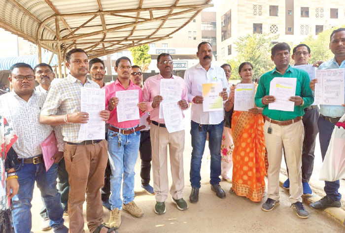 हरियाणा की तरह 10 वीं तक संस्कृत अनिवार्य की जाए