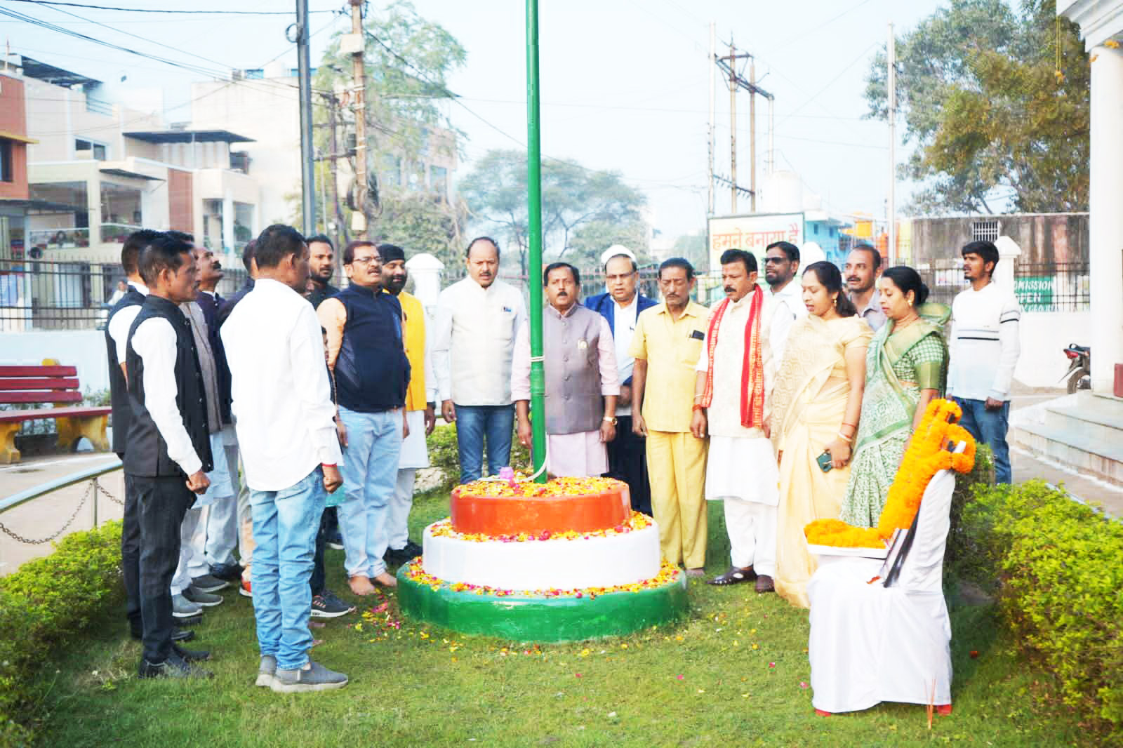 नपाध्यक्ष ने किया ध्वजारोहण