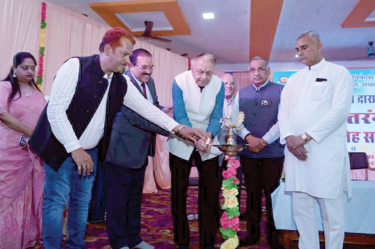 संयम, परिश्रम और एकाग्रता का पाठ पाठ्यक्रम में आवश्यक-न्यायमूर्ति तिवारी