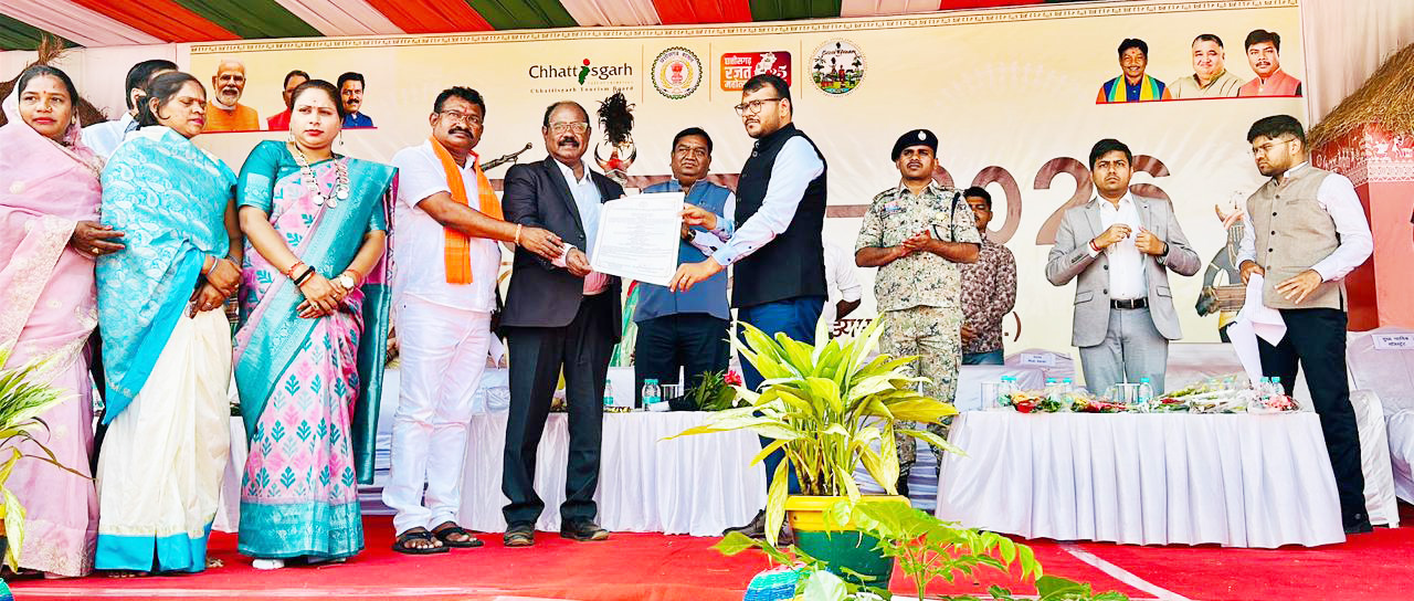 सुकमा में ‘बस्तर पंडुम’ ने बिखेरी विरासत की चमक