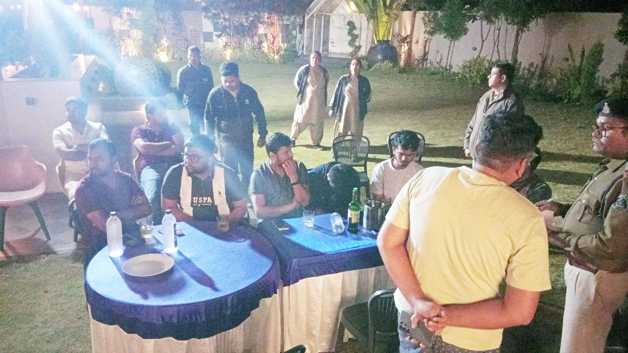 मनगटा के आधा दर्जन रिसोर्ट में आधी रात जांच