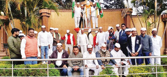 गांधी पुण्यतिथि पर कांग्रेस ने दी श्रद्धांजलि