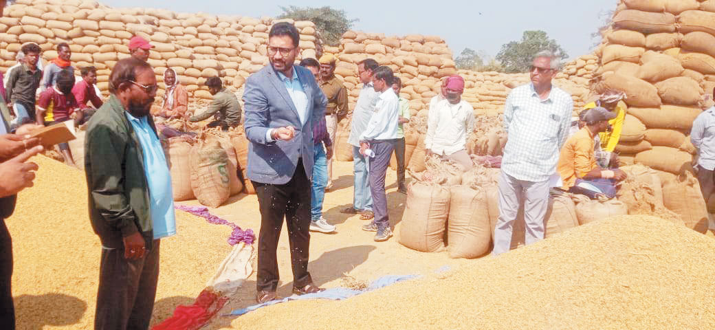 खरीदी के अंतिम दिन डेढ़ लाख किसानों से पौने 10 लाख मीट्रिक टन धान की खरीदी