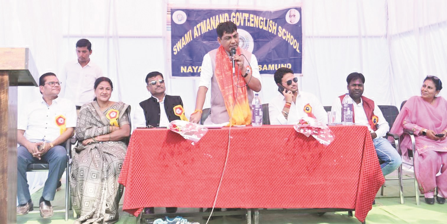 छात्राओं को विधायक ने किया साइकिल वितरण