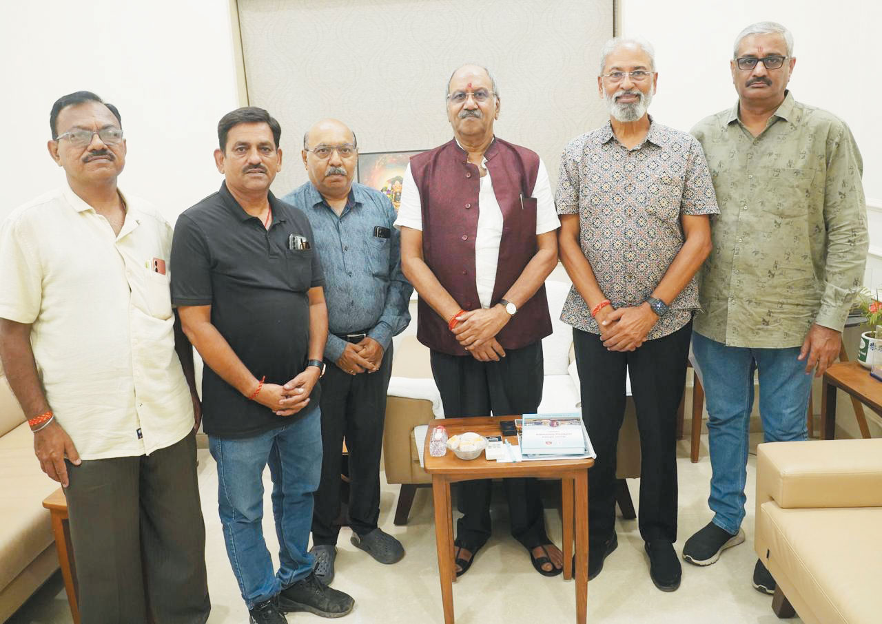 बृजमोहन ने गुजराती ब्रह्म समाज को दिये दस लाख