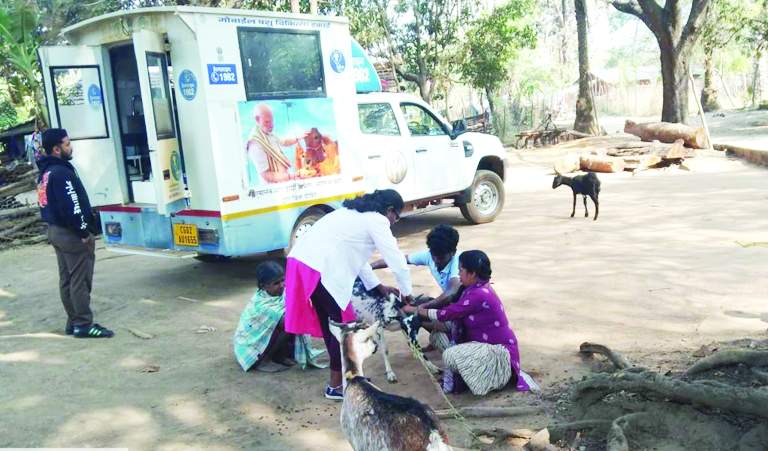 मोबाइल मेडिकल यूनिट बनी जीवनदायी