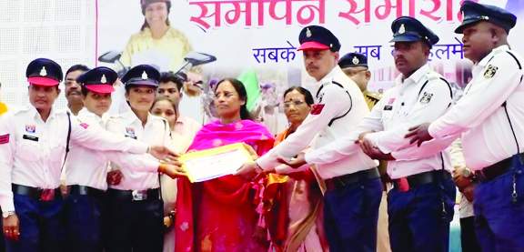 सुरक्षित सडक़ें, सुरक्षित जीवन और  साइबर सुरक्षा पर विशेष जोर