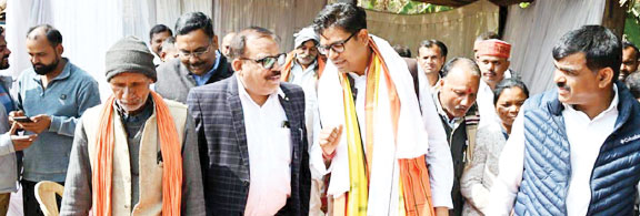 जिला न्यायालय के नवीन भवन निर्माण की मांग, अधिवक्ता संघ वित्त मंत्री से मिला