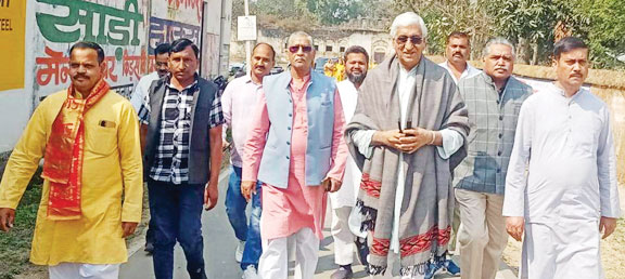 मां दुर्गा प्रतिमा की प्राण प्रतिष्ठा, निकाली कलश यात्रा