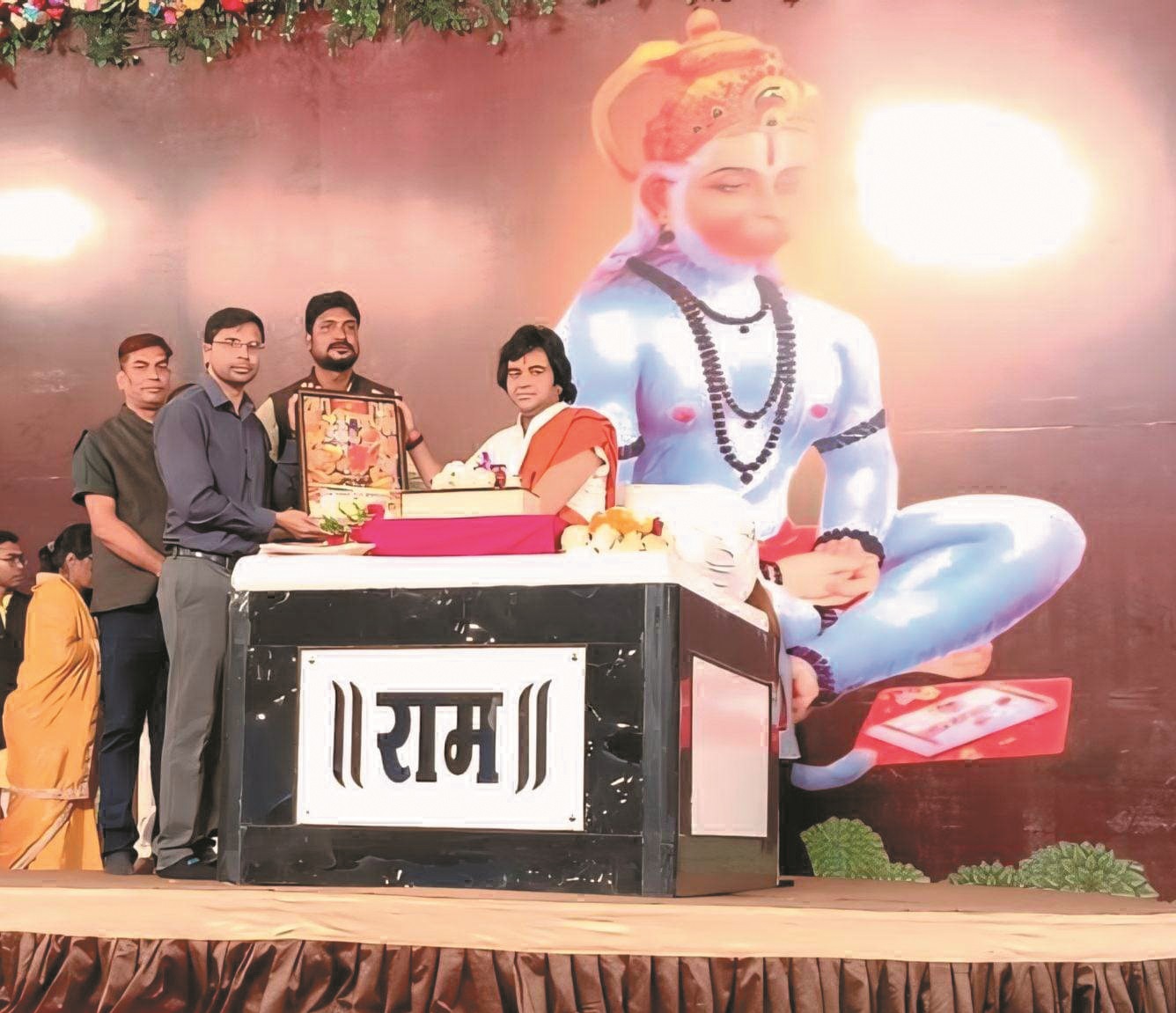 उत्कृष्ट सेवा कार्य के लिए डॉ. चेतन सम्मानित