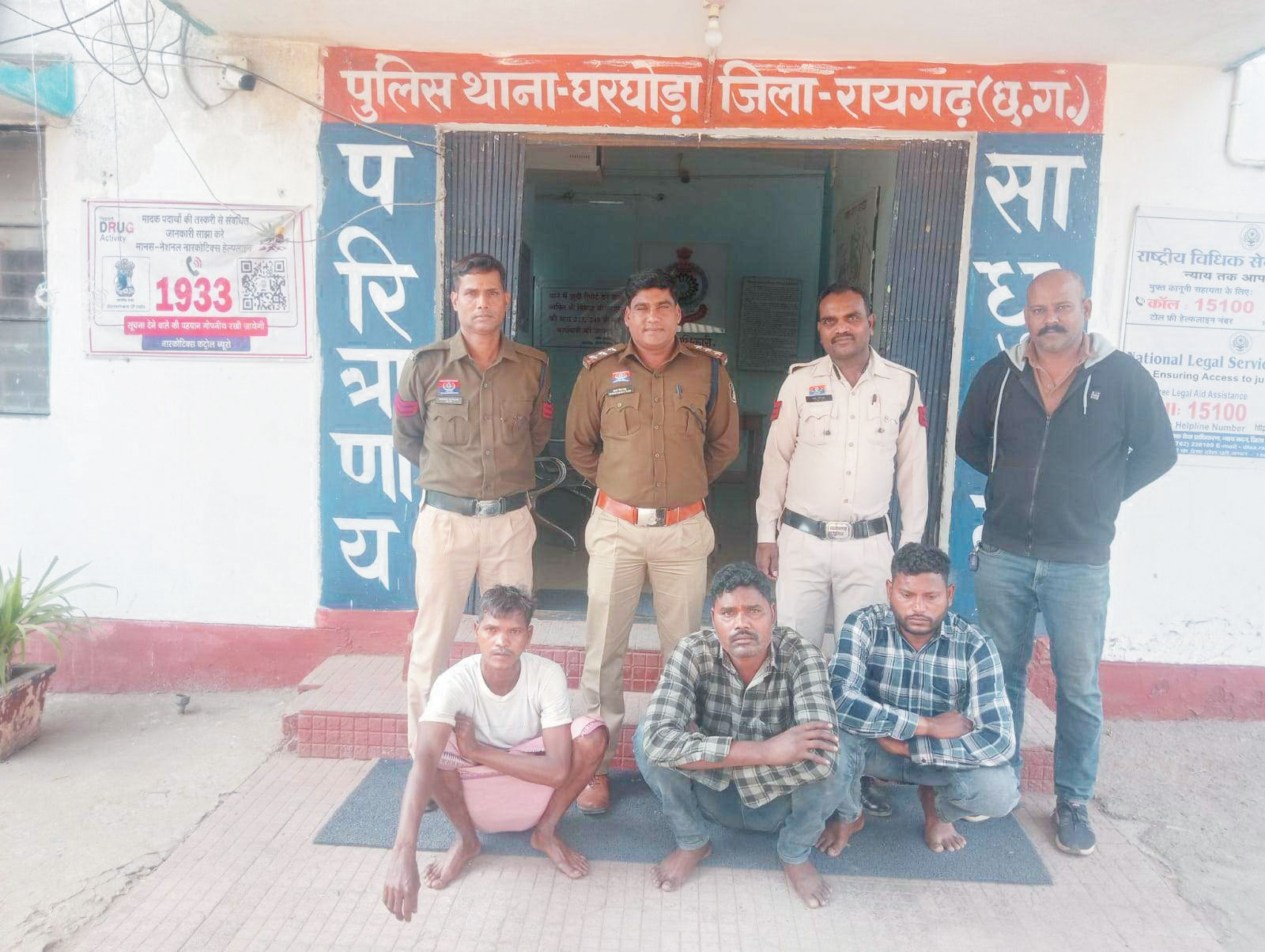 युवक के अपहरण, मारपीट और मोबाइल लूट के 3 आरोपी गिरफ्तार