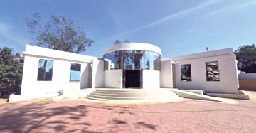 कॉर्पोरेट ऑफिस नहीं आंगनबाड़ी