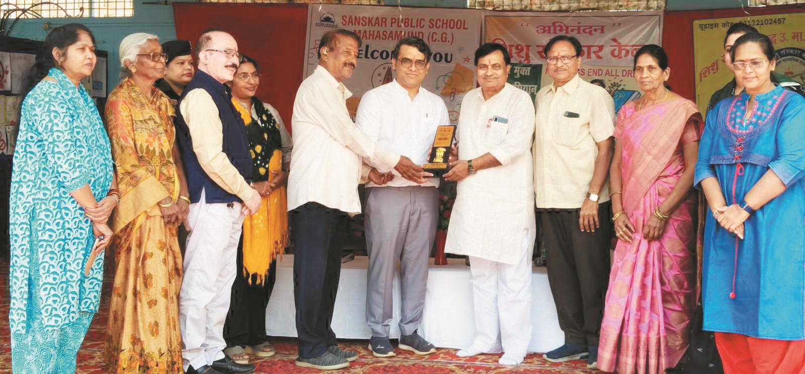 लंबे समय तक मोबाइल के इस्तेमाल से याददाश्त-एकाग्रता में कमी-डॉ. युगल