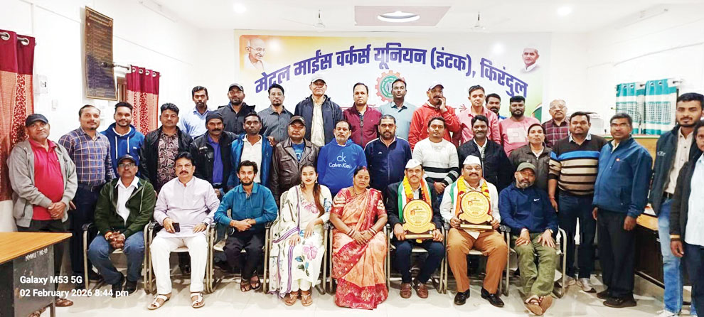  दो वरिष्ठ कर्मियों का सेवानिवृत्ति सम्मान