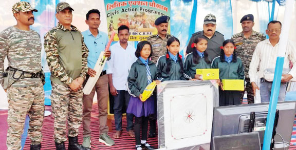 188वीं वाहिनी सीआरपीएफ का पेदारास में सिविक एक्शन कार्यक्रम