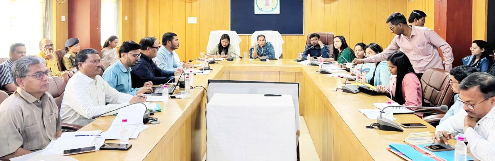  योजनाओं के क्रियान्वयन में देरी बर्दाश्त नहीं -कलेक्टर