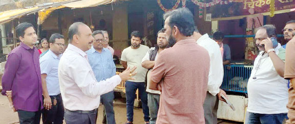 मटन मार्केट में सफाई पर सख्ती: पालिका टीम ने दी समझाइश, कचरा बाहर फेंकने पर लगेगा जुर्माना