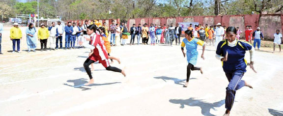 सरगुजा ओलंपिक: जिला स्तरीय खेल प्रतियोगिता शुरू