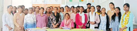 अंबिकापुर में उद्यमिता विकास कार्यक्रम, 120 युवाओं को मिला व्यवसायिक प्रशिक्षण